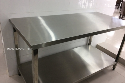 Dịch vụ gia công bàn ghế, thiết bị y tế Inox